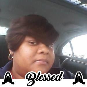 Meet your Posher, Vanessa